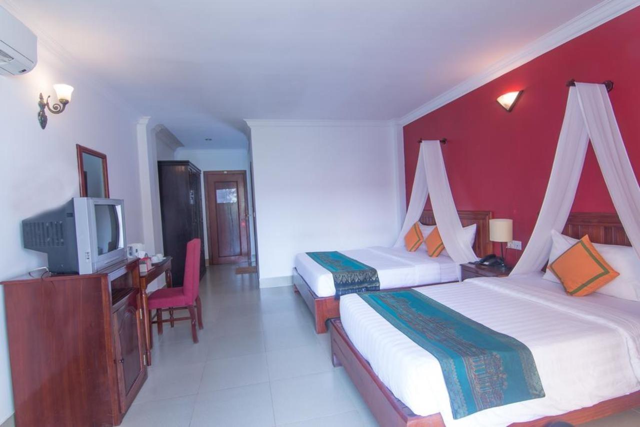 Mekong Angkor Palace Hotel Сием Реап Екстериор снимка