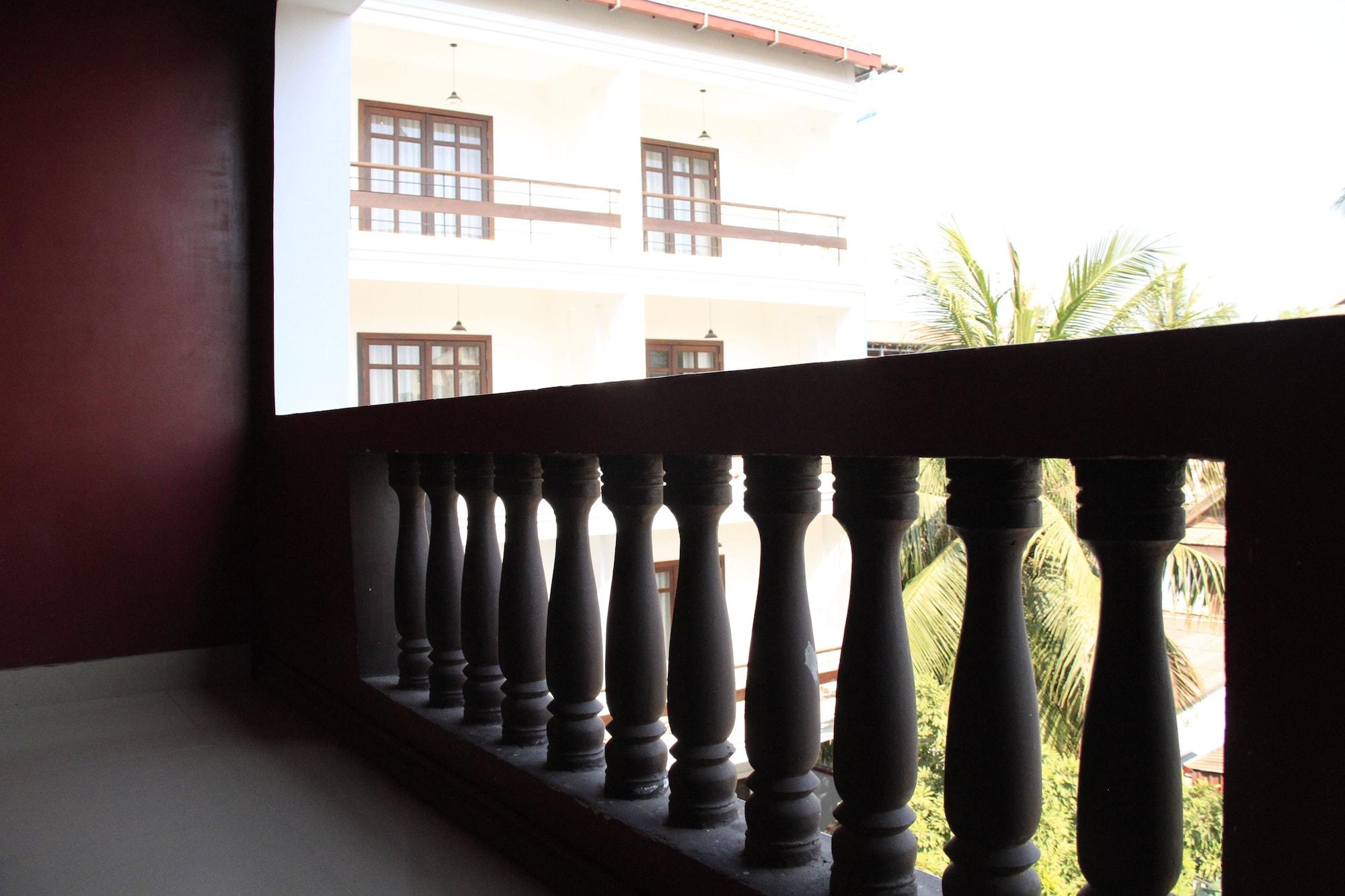 Mekong Angkor Palace Hotel Сием Реап Екстериор снимка