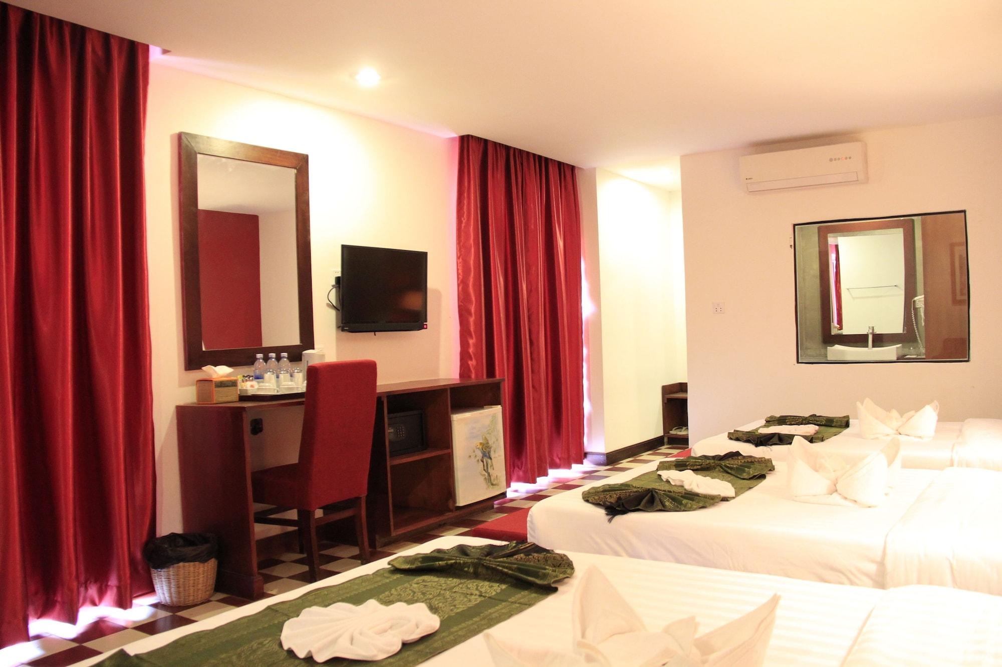 Mekong Angkor Palace Hotel Сием Реап Екстериор снимка