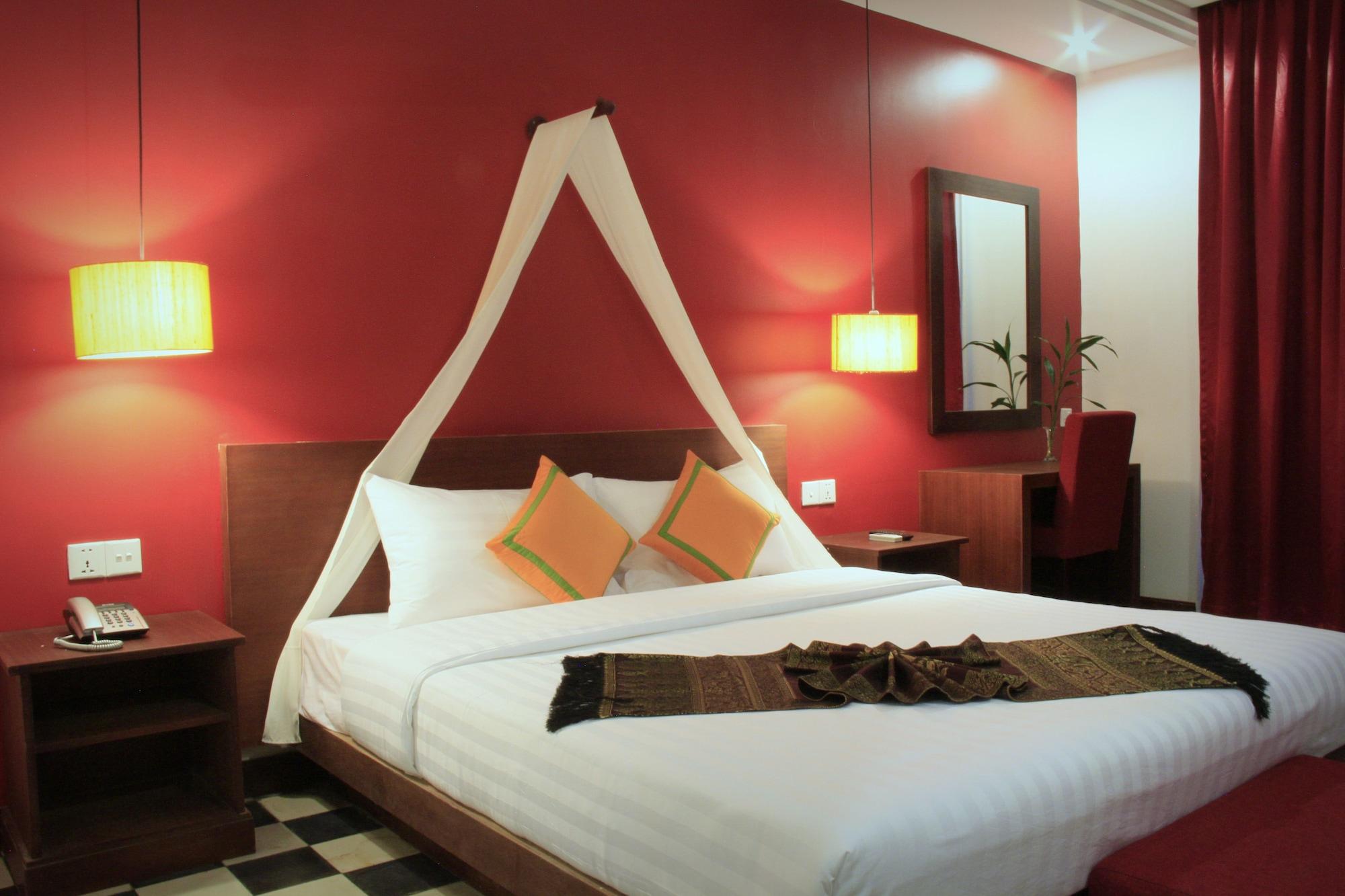 Mekong Angkor Palace Hotel Сием Реап Екстериор снимка