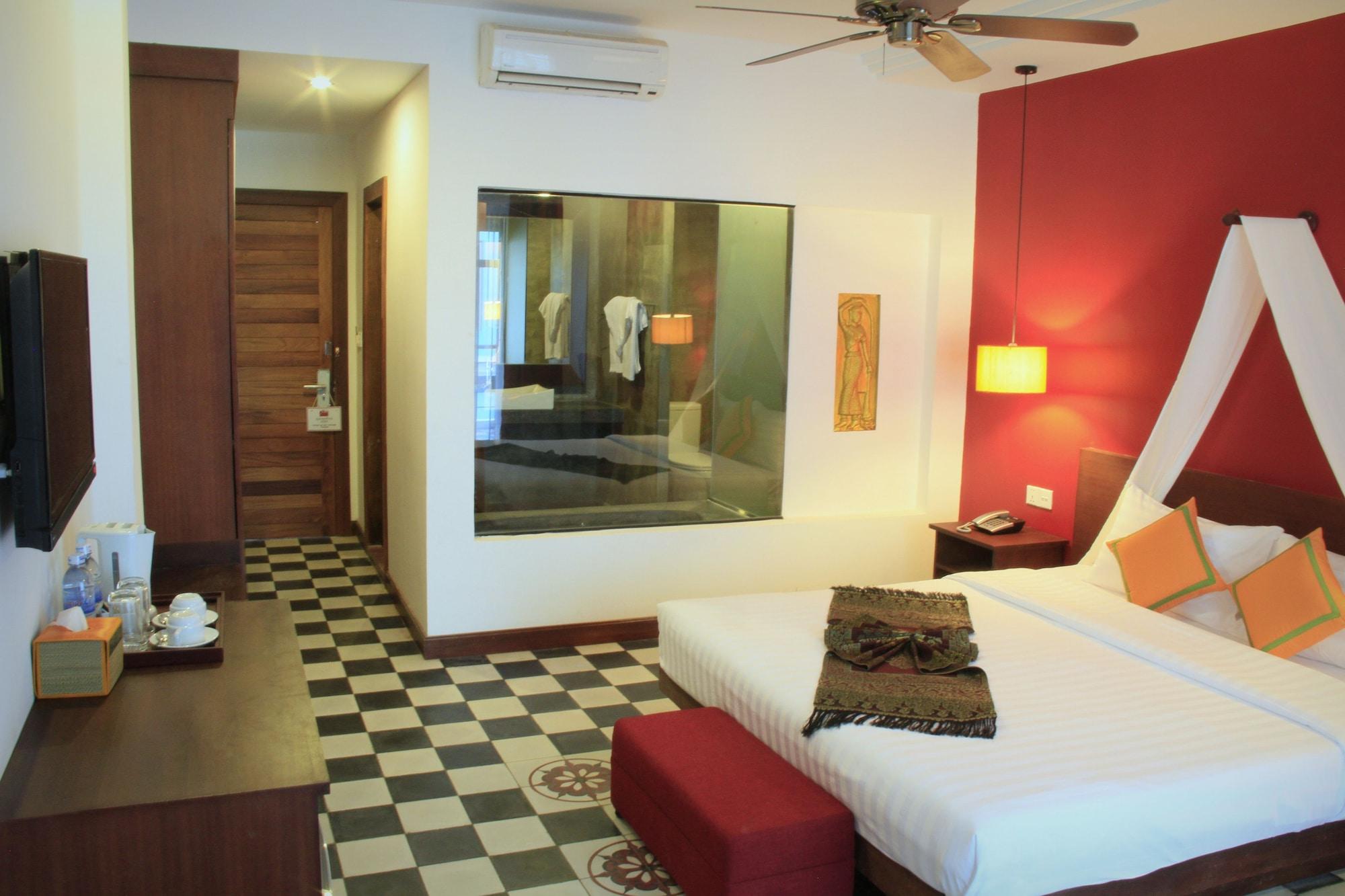 Mekong Angkor Palace Hotel Сием Реап Екстериор снимка