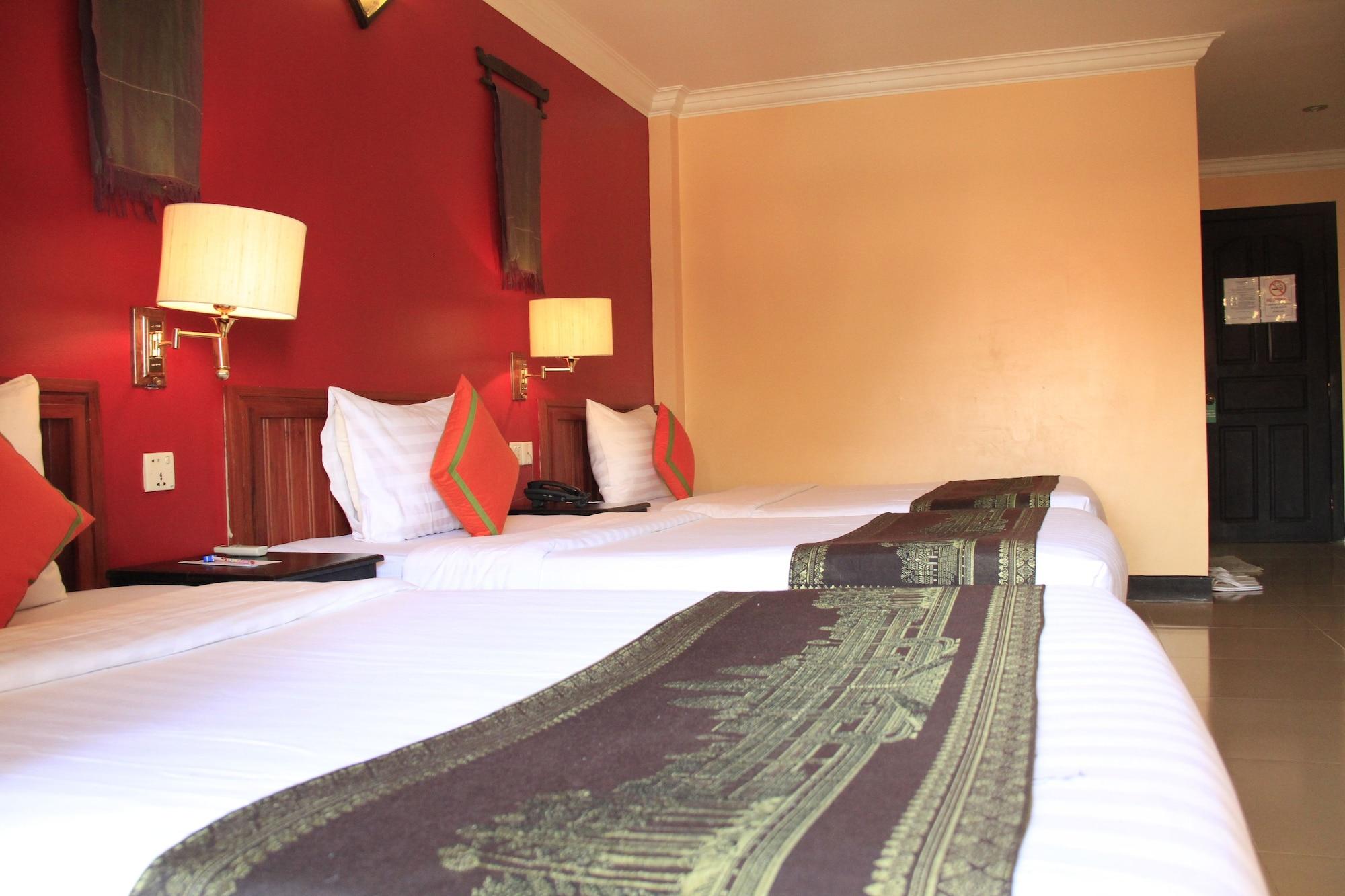 Mekong Angkor Palace Hotel Сием Реап Екстериор снимка