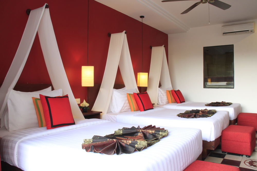 Mekong Angkor Palace Hotel Сием Реап Екстериор снимка