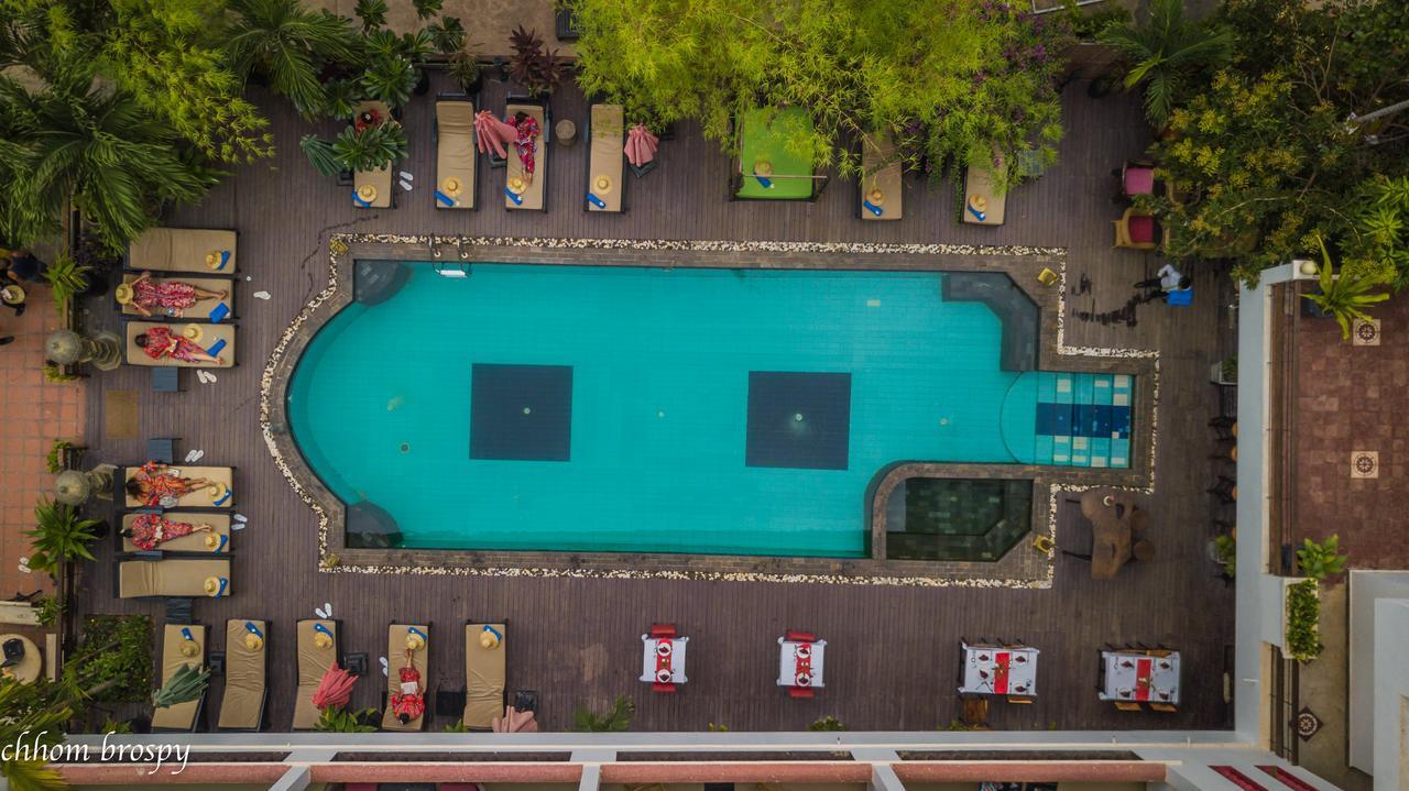 Mekong Angkor Palace Hotel Сием Реап Екстериор снимка